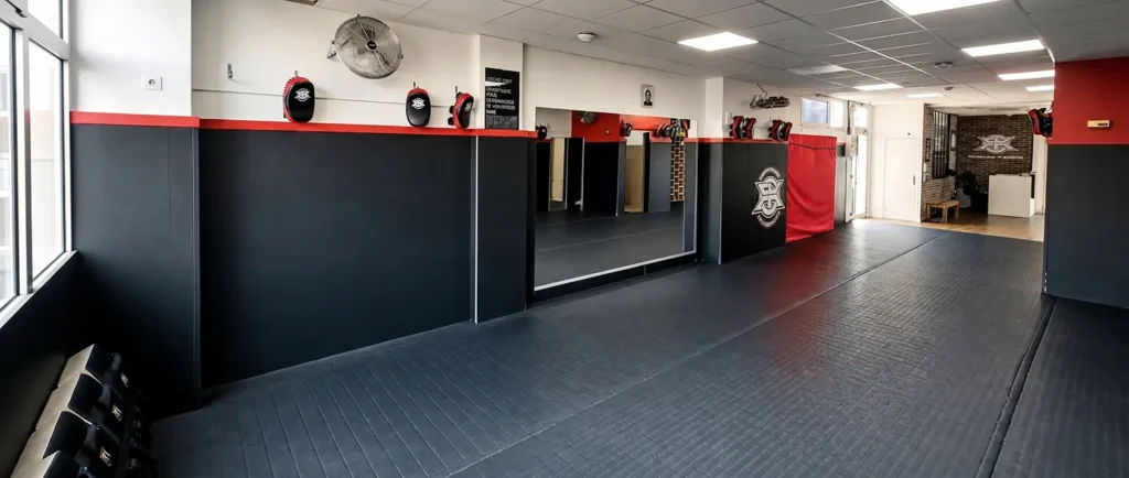 Club Arts Martiaux Paris | Qui sommes nous ? Fushan Kwoon salle sports combat Vanves Fushan Kwoon La salle de sports de combat du Fushan à Vanves